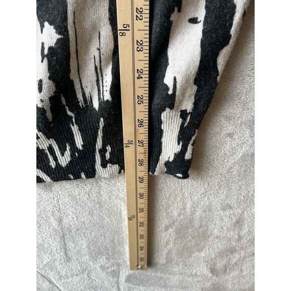 Angora Sweater Women's XL BEBE White Black Dolman Relaxed Geometric - Picture 6 of 7